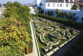'Jardim alagado', or flooded garden, a reference to the narrow curlicue beds that emerge from the water. When I visited in March they were filled with narcissus and pink bergenias.