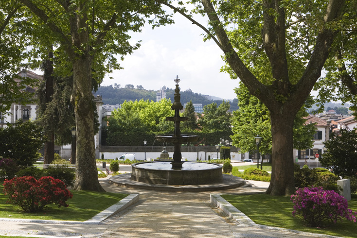 Fountain at the Largo Martins Sarmento in GuimarÃ£es