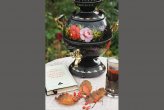 Samovar with tea